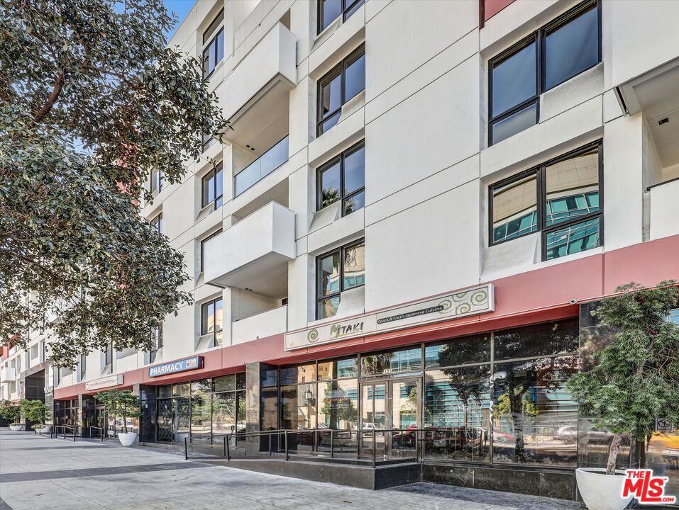 1234 Wilshire Boulevard 118 Property Photo 2