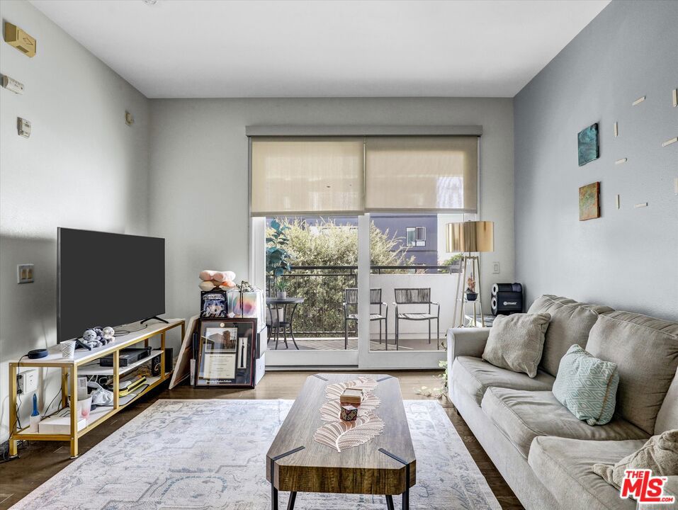 1234 Wilshire Boulevard 118 Property Photo 15