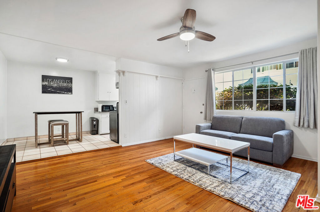 4035 Inglewood Boulevard 3 Property Photo 1