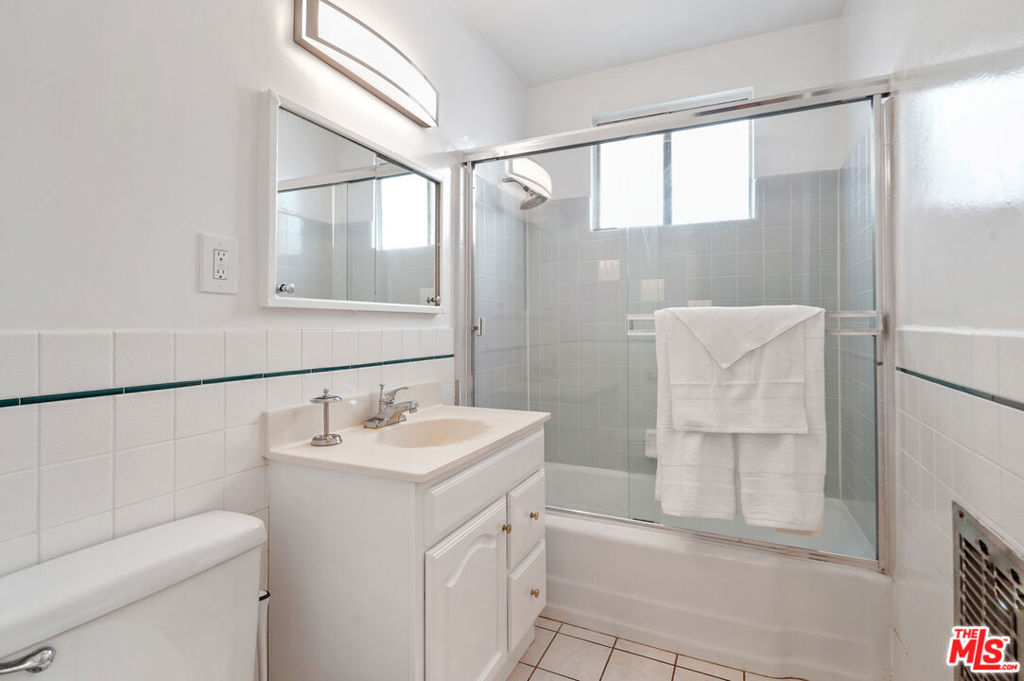 4035 Inglewood Boulevard 3 Property Photo 17
