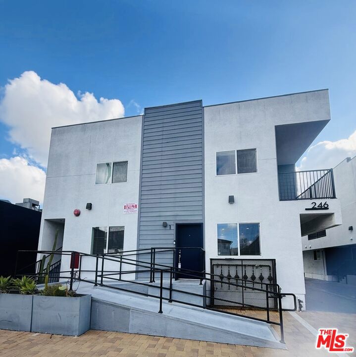 246 N Catalina Street 1 Property Photo 1