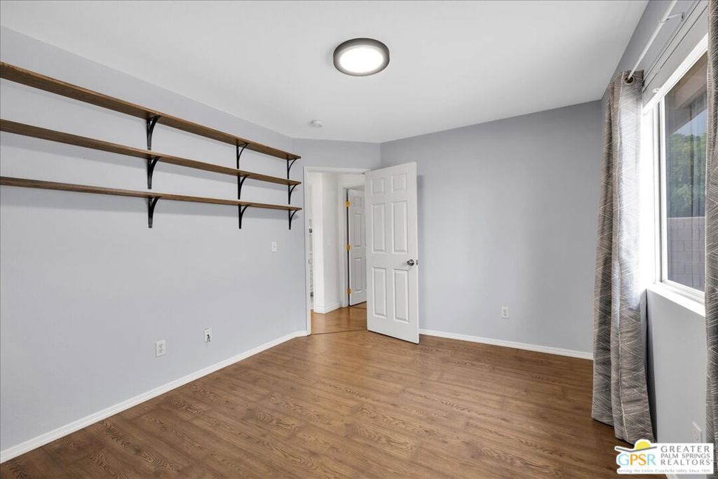8510 Golden Meadow Drive Property Photo 22