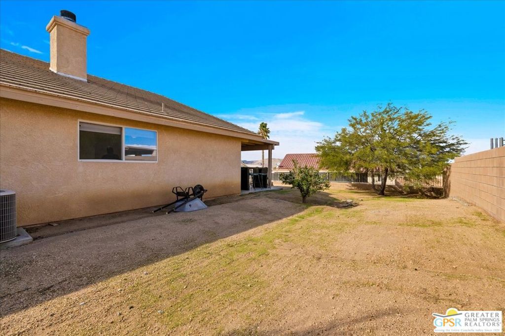 8510 Golden Meadow Drive Property Photo 28