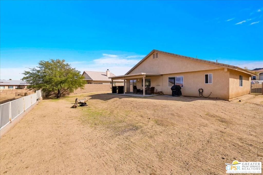 8510 Golden Meadow Drive Property Photo 35