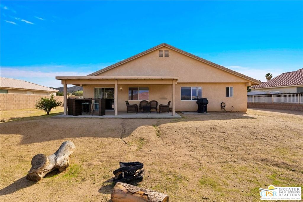 8510 Golden Meadow Drive Property Photo 36