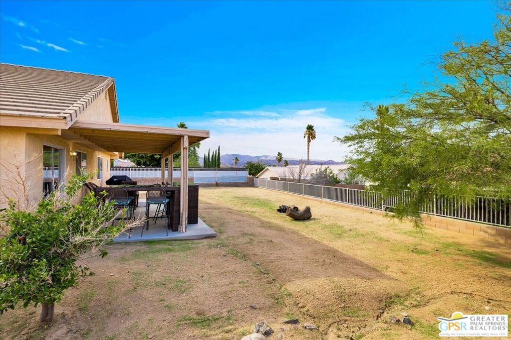 8510 Golden Meadow Drive Property Photo 38