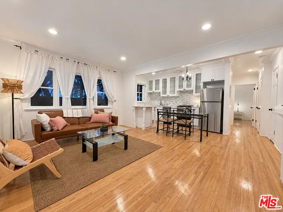 1030 4th A Property Photo 2