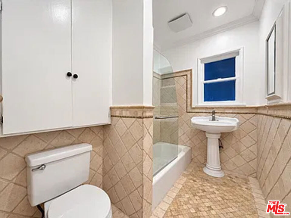 1030 4th A Property Photo 13