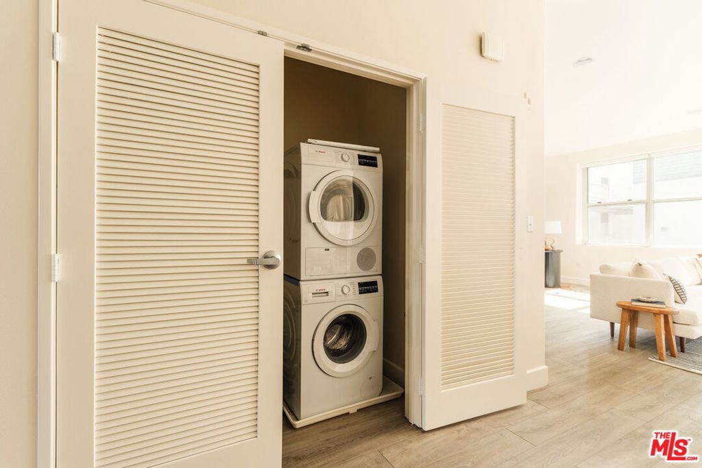 435 W Center Street 315 Property Photo 13