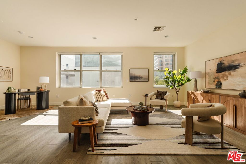 435 W Center Street 315 Property Photo 14