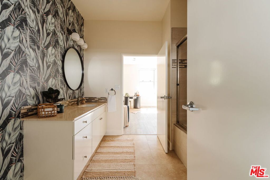 435 W Center Street 315 Property Photo 40