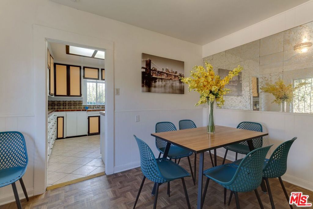 4825 Mascot Street Property Photo 15