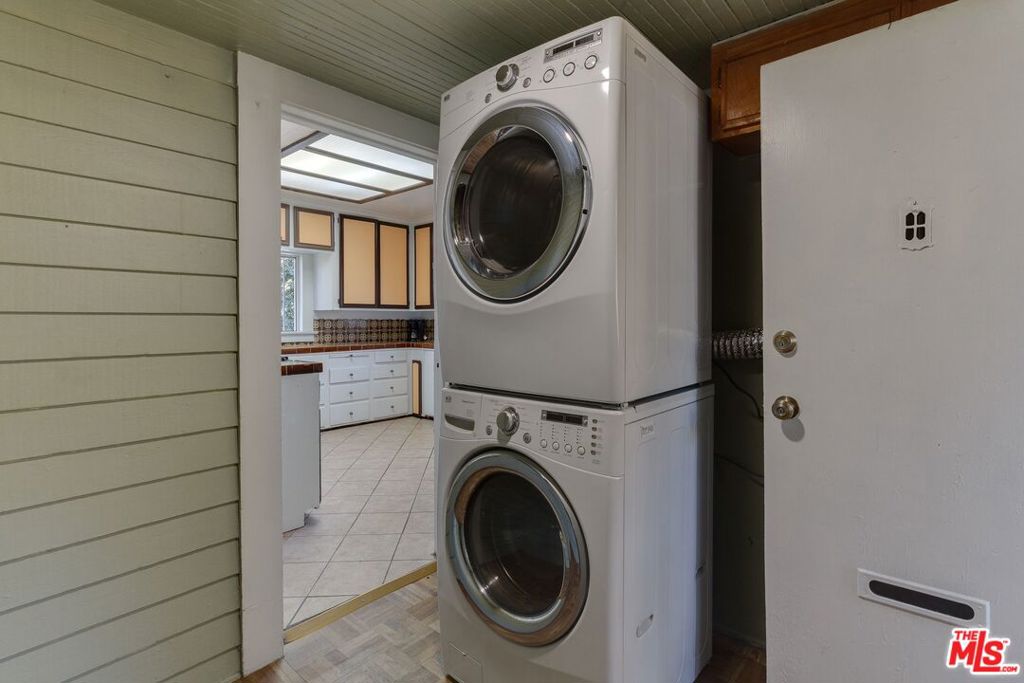 4825 Mascot Street Property Photo 19