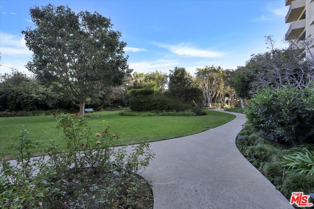 2160 Century Park East 1406 Property Photo 15