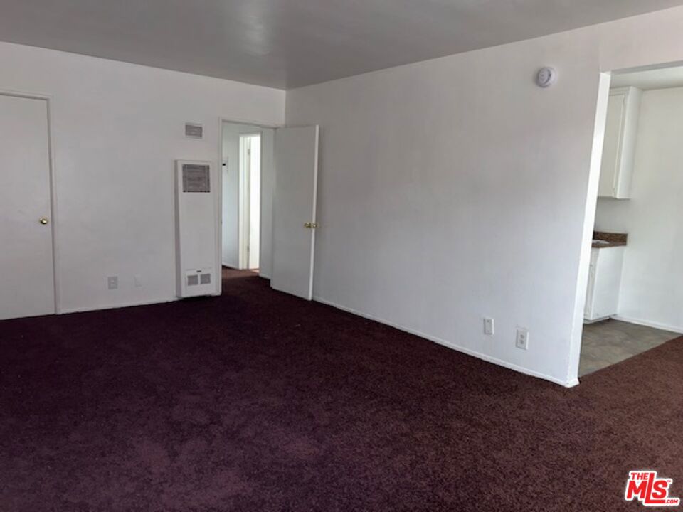 10702 Crenshaw Boulevard 5 Property Photo 5