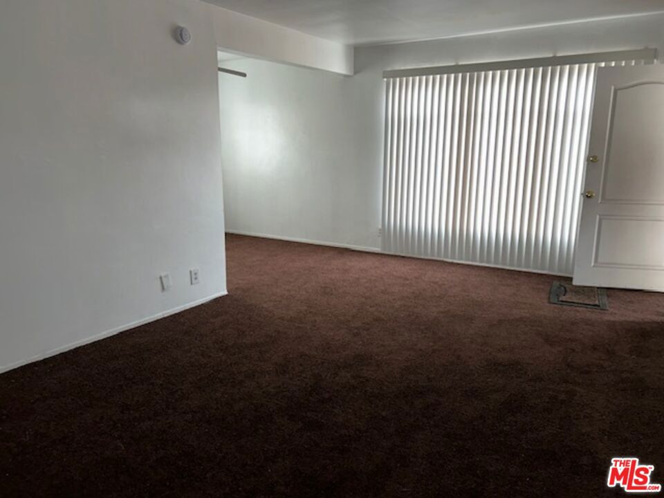 10702 Crenshaw Boulevard 5 Property Photo 6