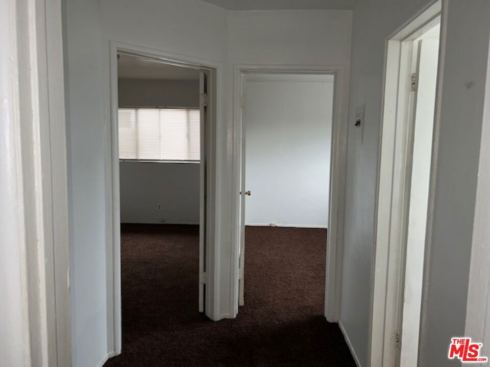 10702 Crenshaw Boulevard 5 Property Photo 9