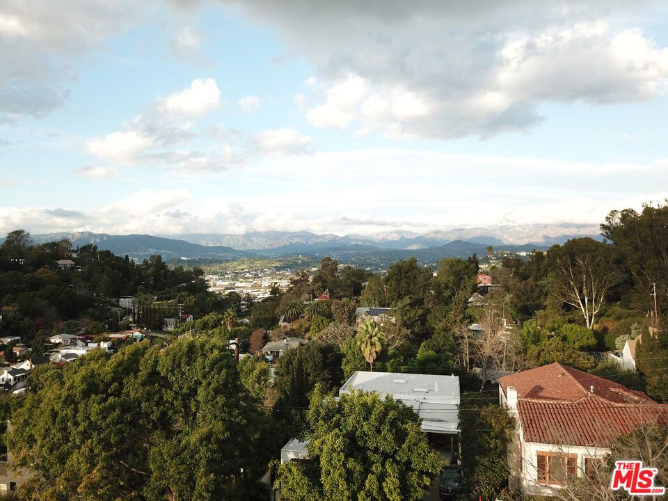 0 Avon Place Property Photo 8