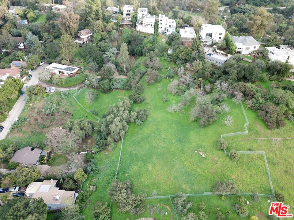 0 Avon Place Property Photo 14
