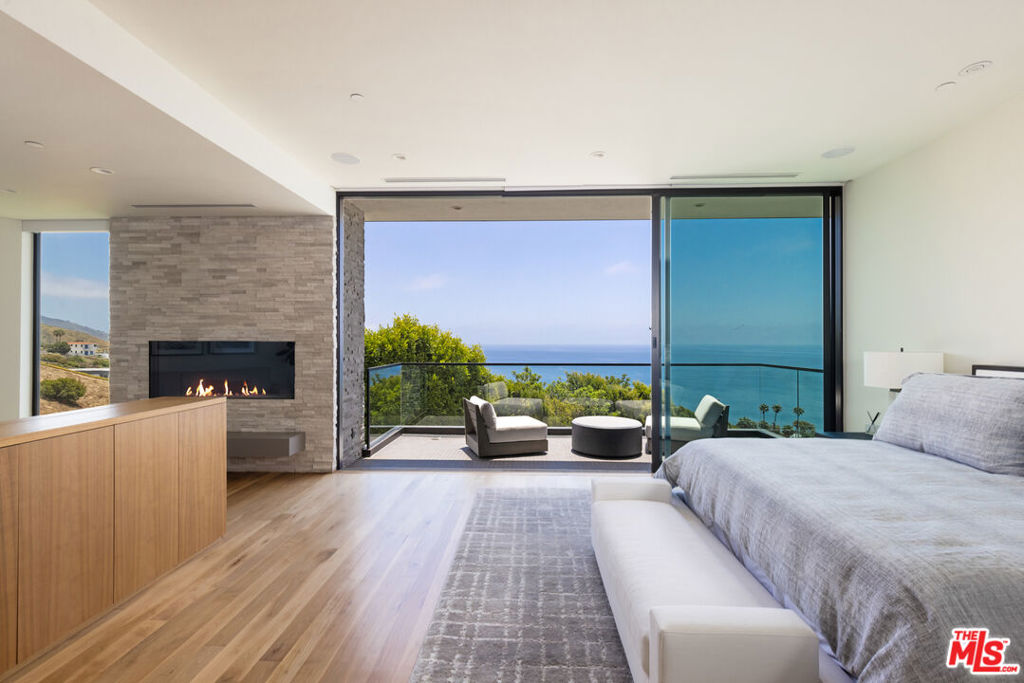32357 Pacific Coast Highway Property Photo 11
