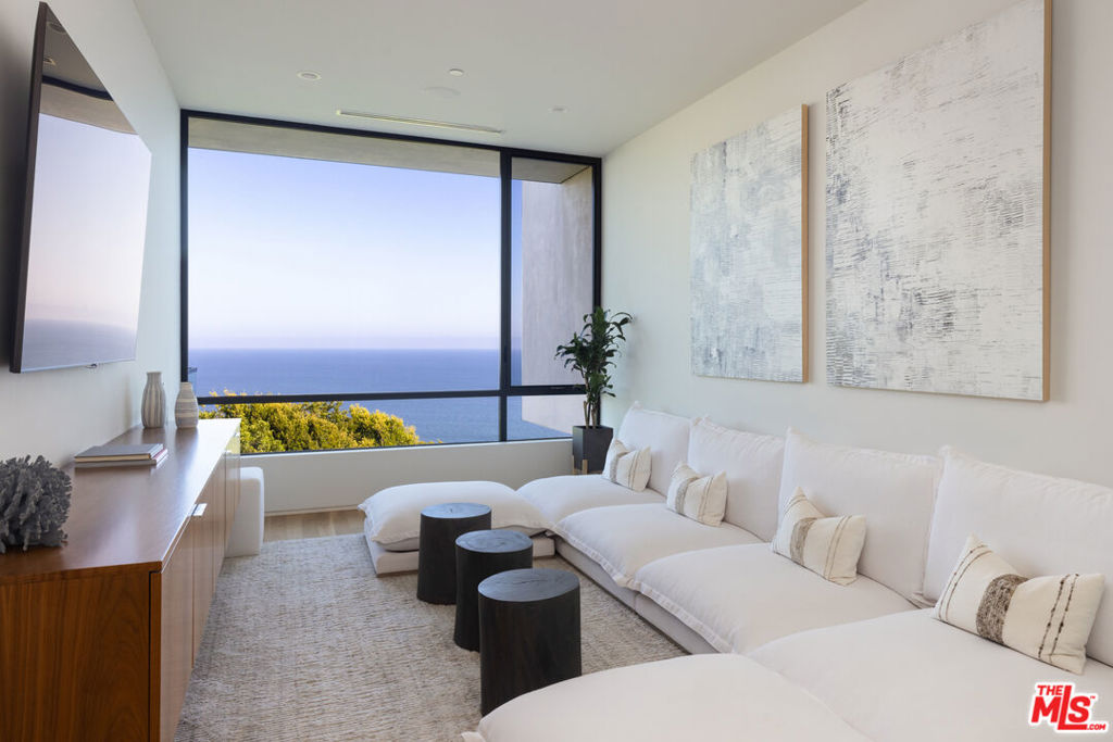 32357 Pacific Coast Highway Property Photo 16