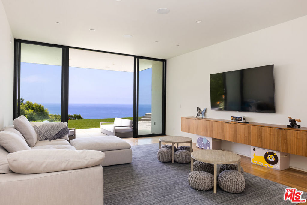 32357 Pacific Coast Highway Property Photo 17