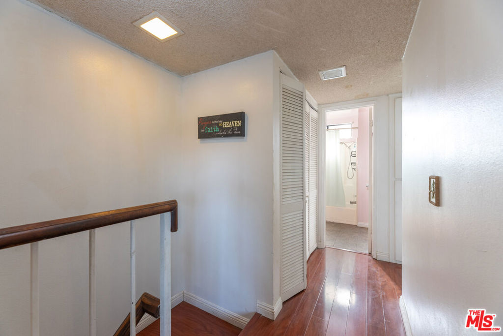 14924 Nordhoff Street 6 Property Photo 19