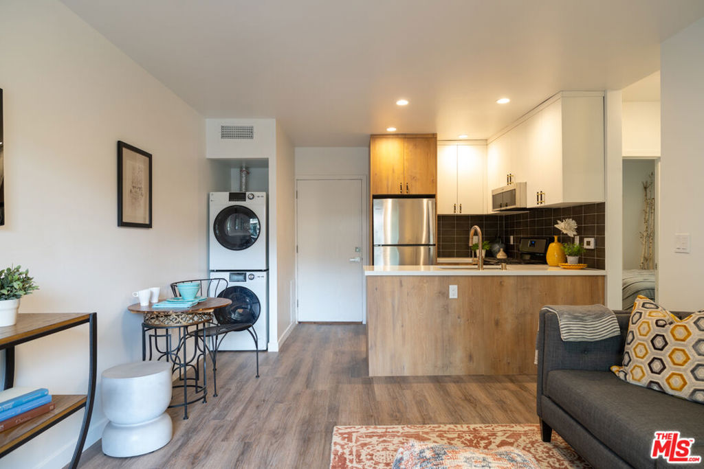 3305 Primera Avenue Property Photo 12