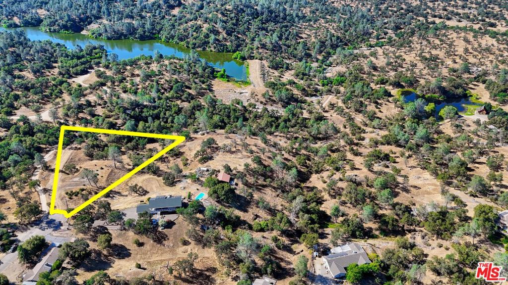 1758 Long Hollow Lane Property Photo 1