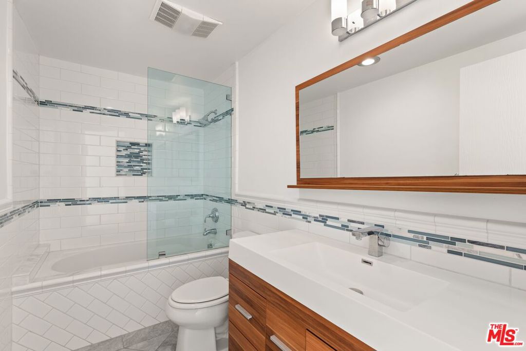 11942 Whitewater Lane Property Photo 20