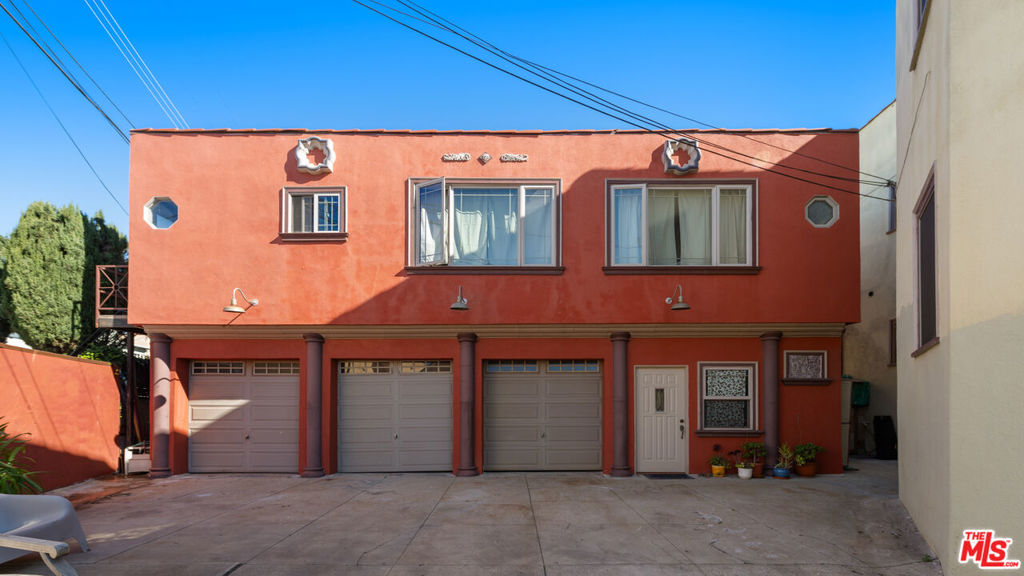 2331 Lucerne Avenue Property Photo 6