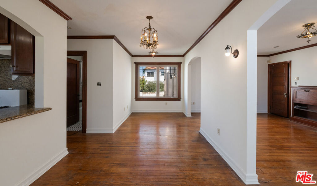 2331 Lucerne Avenue Property Photo 8