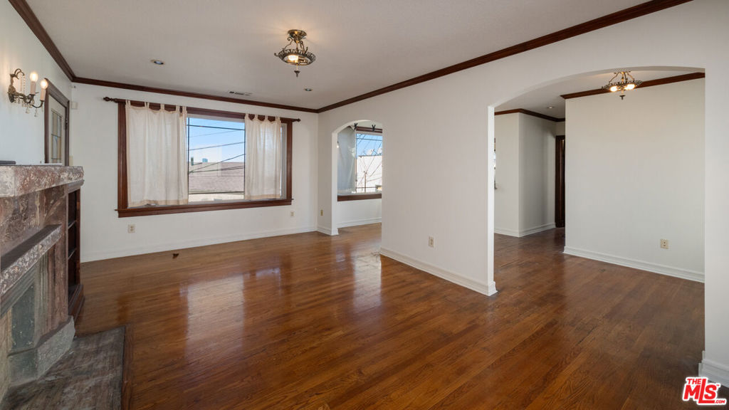 2331 Lucerne Avenue Property Photo 10