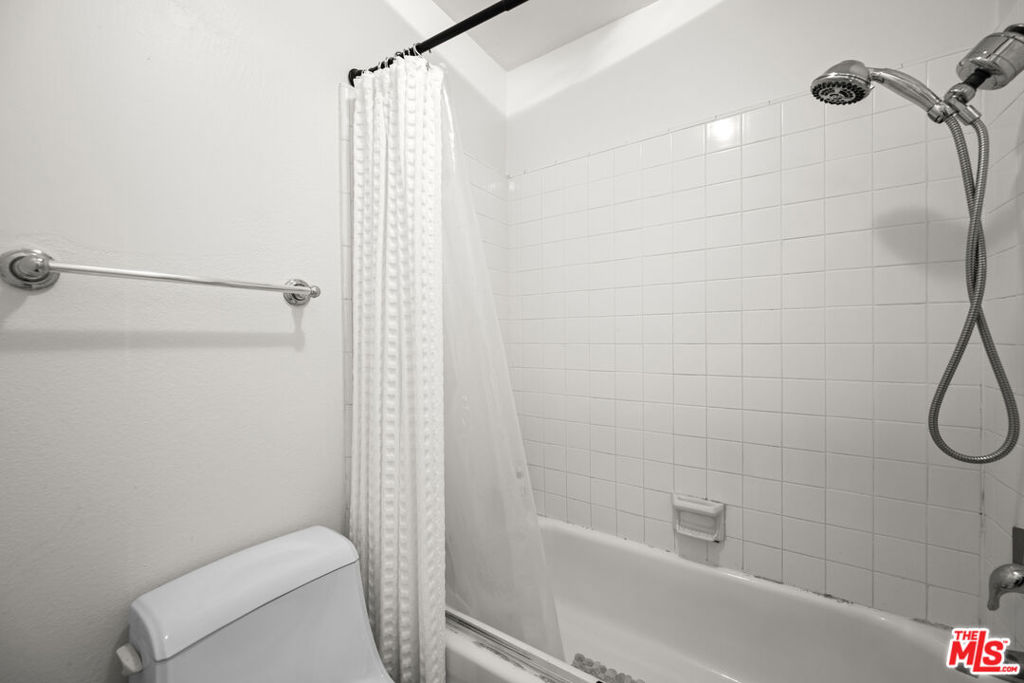 3640 Cardiff Avenue 104 Property Photo 6
