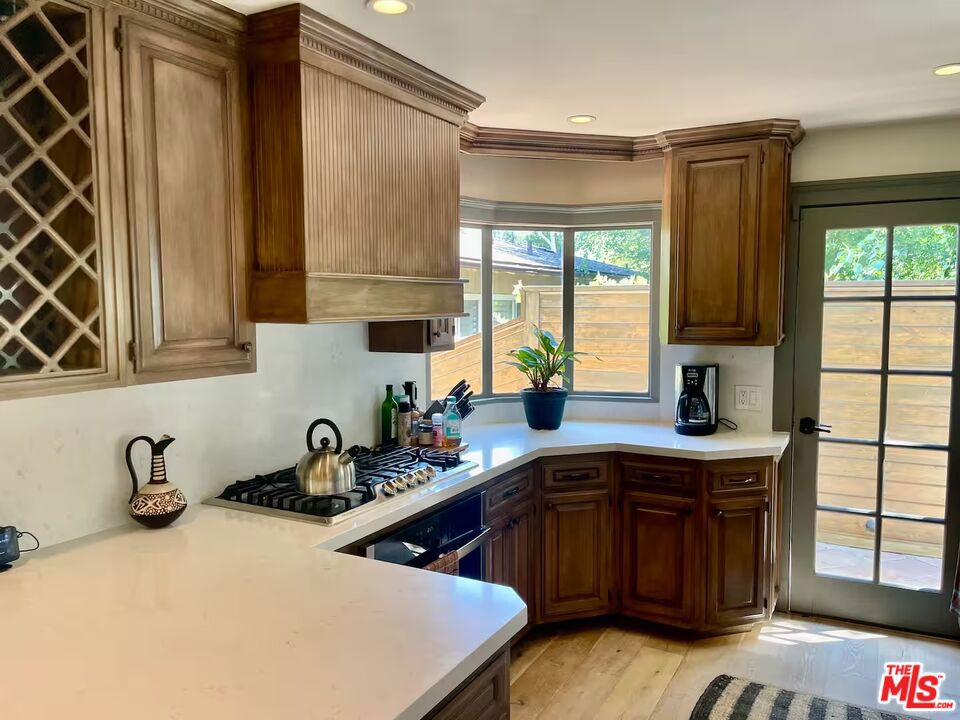12208 Laurel Terrace Dr Property Photo 20