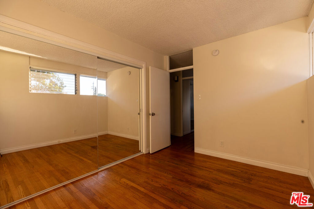 11133 Rose Avenue 17 Property Photo 15