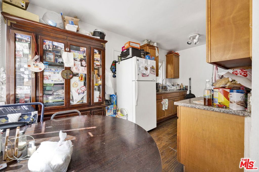 14541 Hart Street Property Photo 21