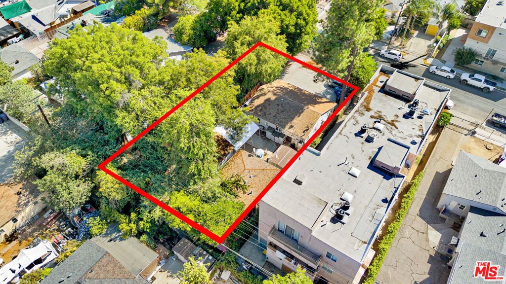14541 Hart Street Property Photo 34