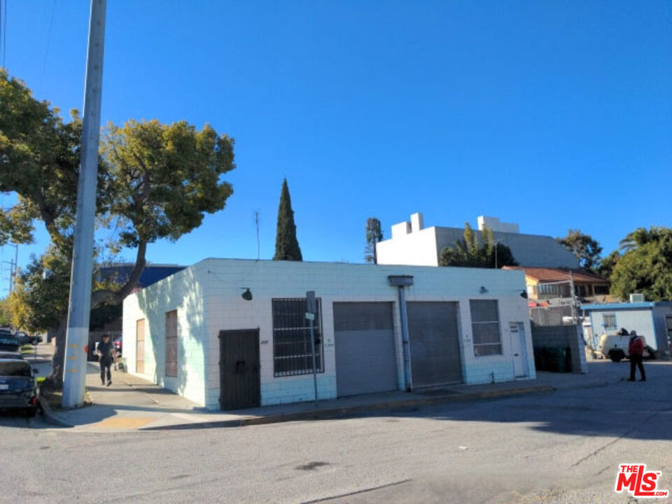 702 Vesta Street Property Photo 1