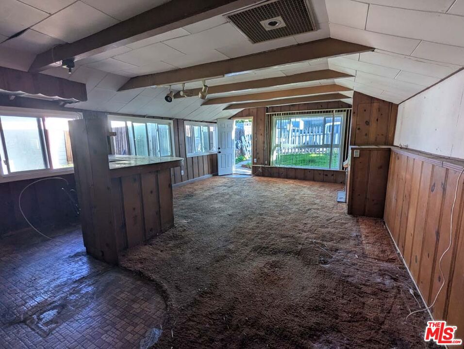 702 Vesta Street Property Photo 27