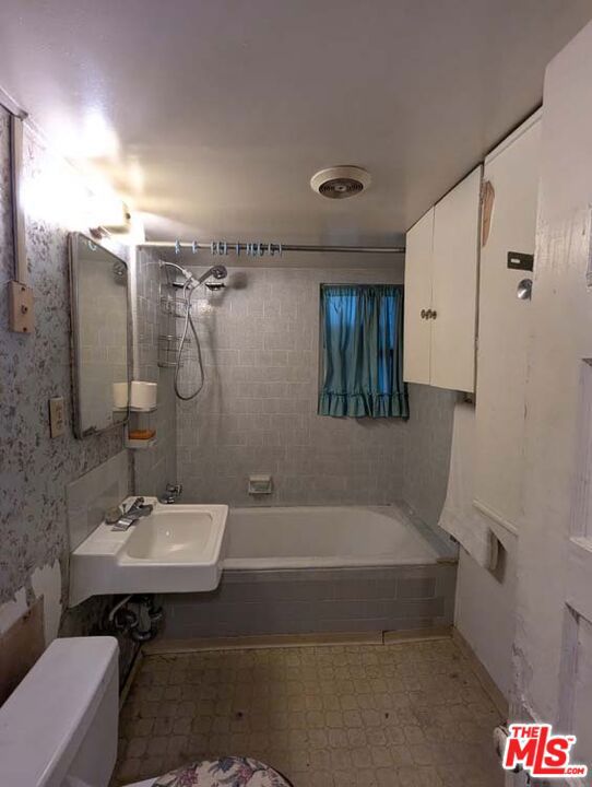 702 Vesta Street Property Photo 31
