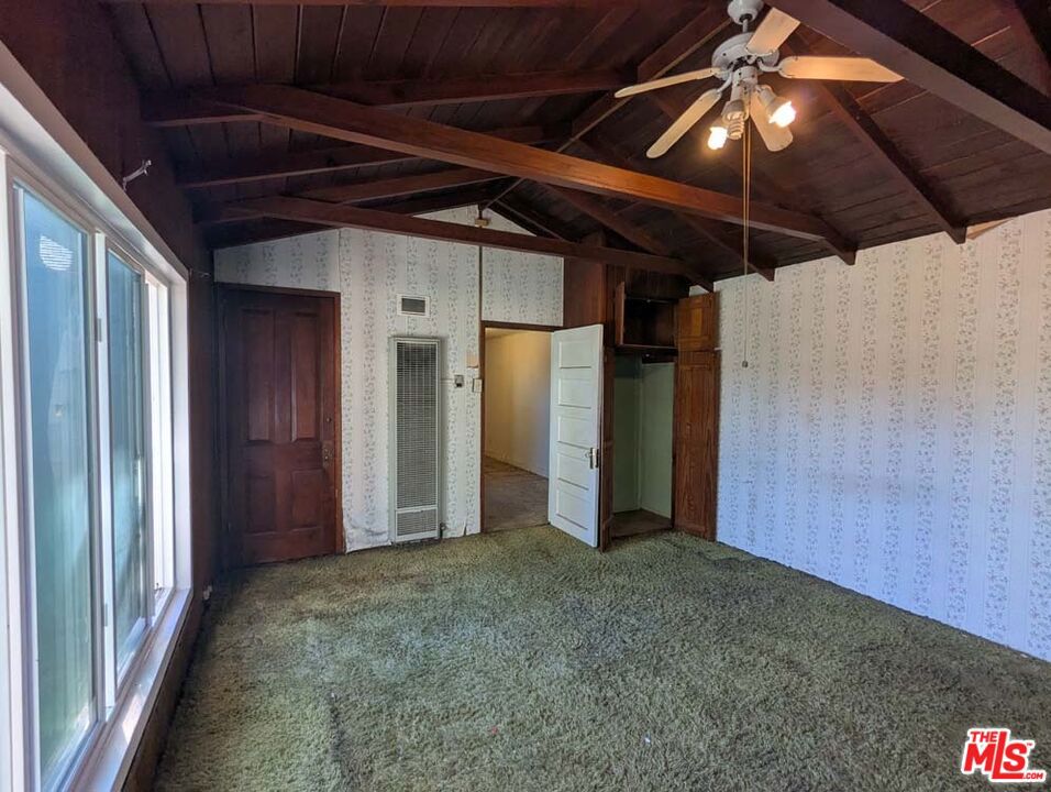 702 Vesta Street Property Photo 38