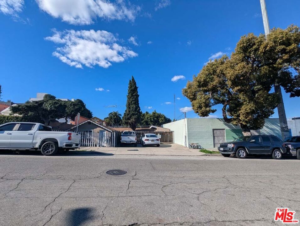 702 Vesta Street Property Photo 48