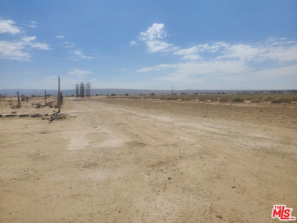 7797 Quartz Road Property Photo 21
