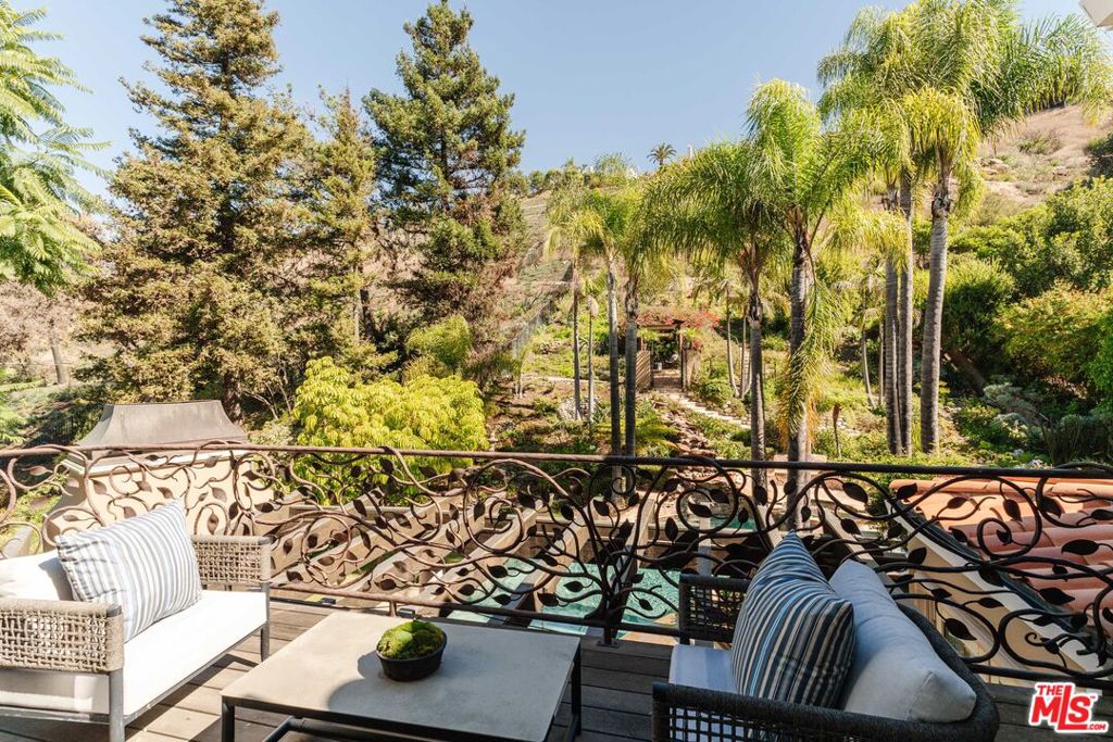 16799 Monte Hermoso Drive Property Photo 22