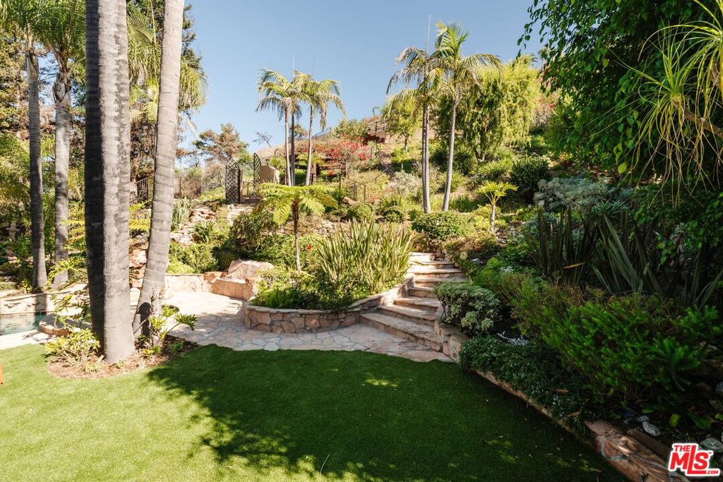16799 Monte Hermoso Drive Property Photo 48