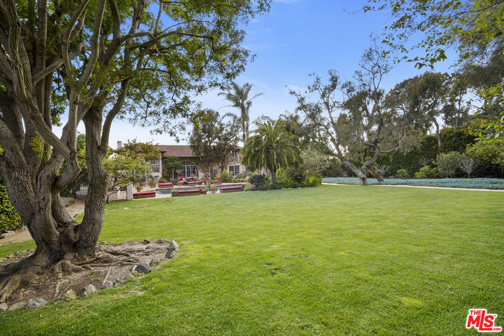 7332 Birdview Avenue Property Photo 4