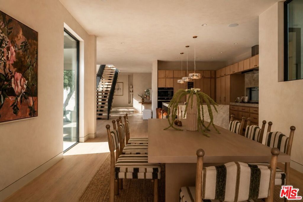 2048 Linnington Avenue Property Photo 19