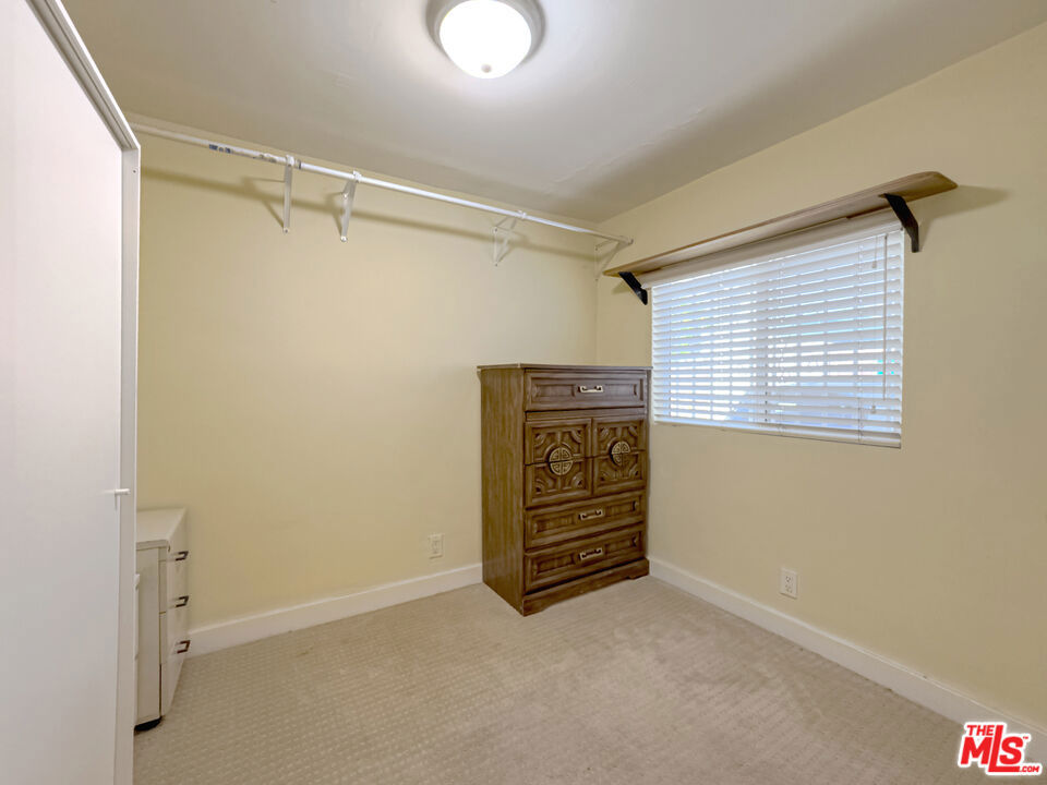 1409 S New Hampshire Avenue Property Photo 14
