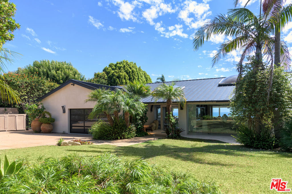 29020 Cliffside Drive Property Photo 8